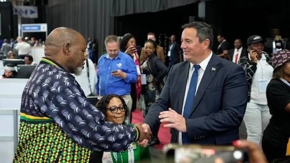 Legislative Gridlock — Bill to End Coalition Chaos Stalls Ahead of Local Elections